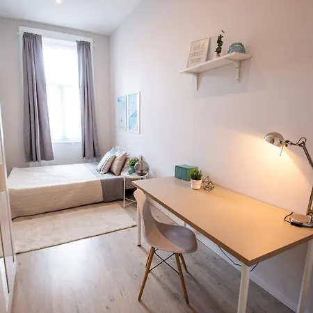 Cityscape Budget Garay 2nd Apartman